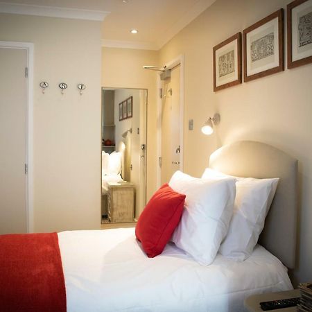 Ziggurat Boutique Hotel Saint Peter Port ภายนอก รูปภาพ