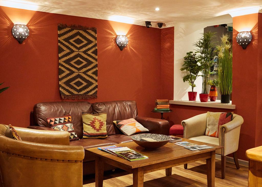 Ziggurat Boutique Hotel Saint Peter Port ภายนอก รูปภาพ