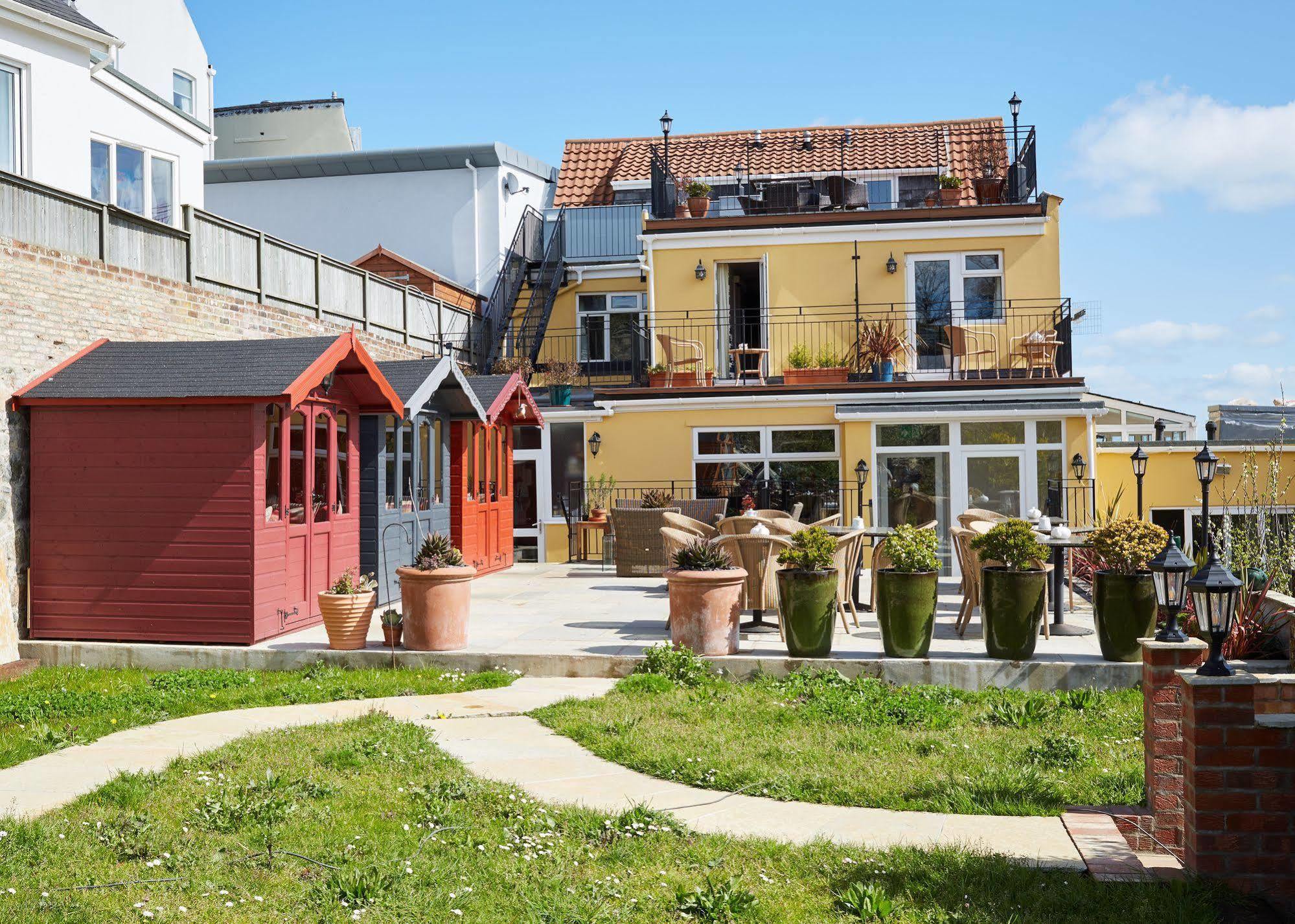 Ziggurat Boutique Hotel Saint Peter Port ภายนอก รูปภาพ