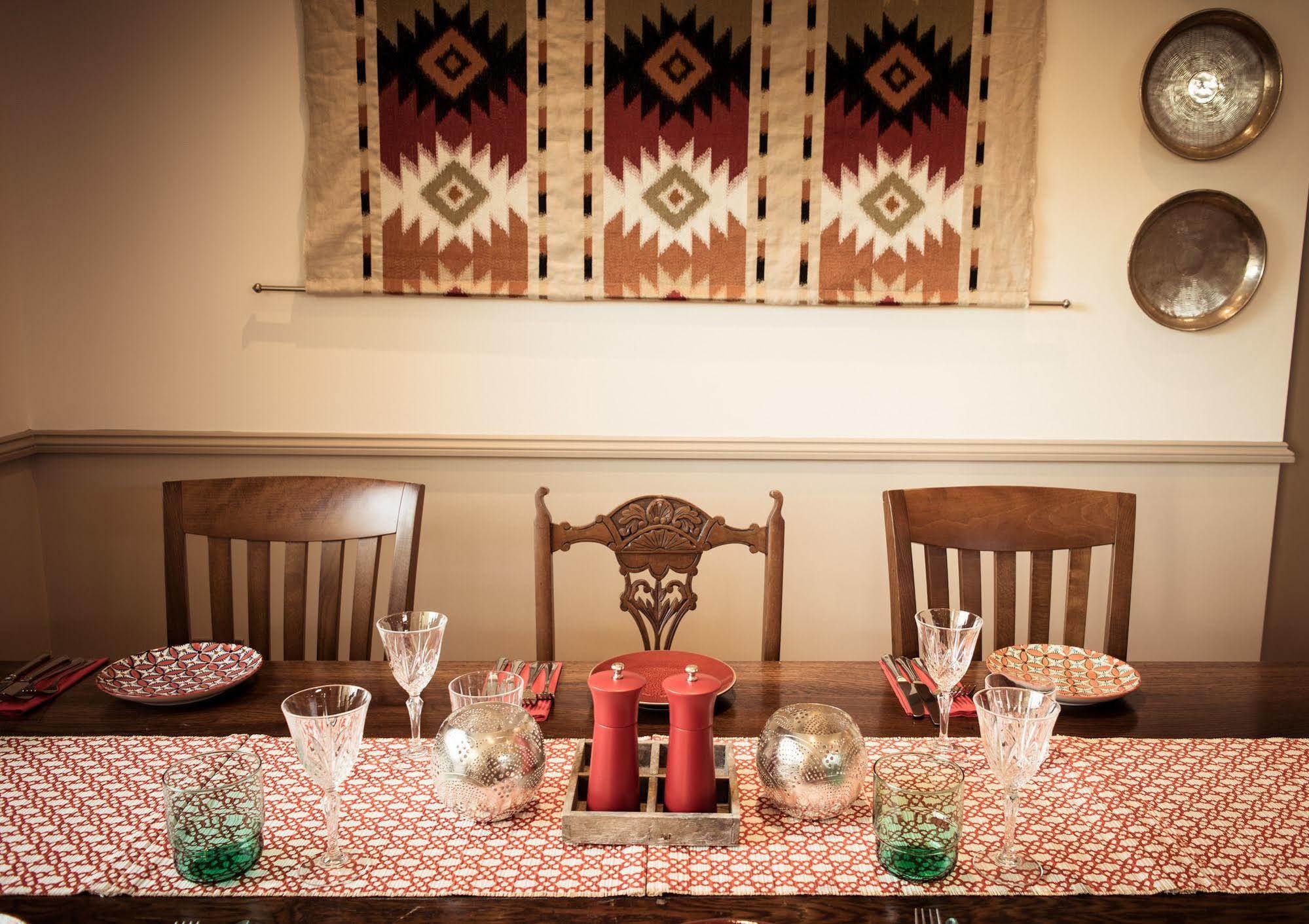 Ziggurat Boutique Hotel Saint Peter Port ภายนอก รูปภาพ