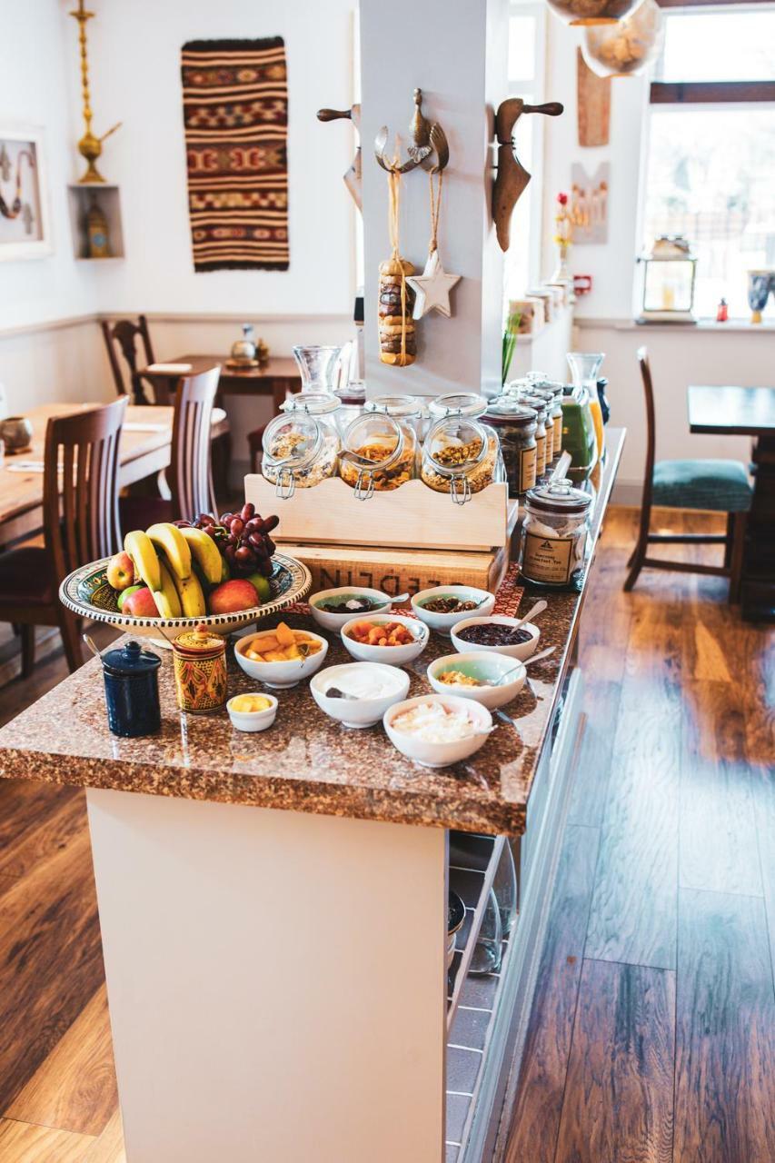 Ziggurat Boutique Hotel Saint Peter Port ภายนอก รูปภาพ