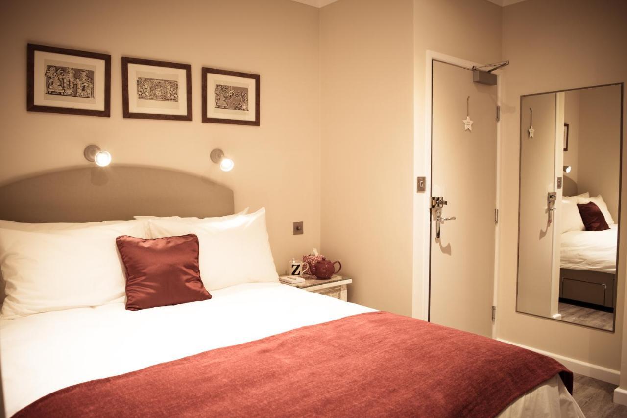 Ziggurat Boutique Hotel Saint Peter Port ภายนอก รูปภาพ